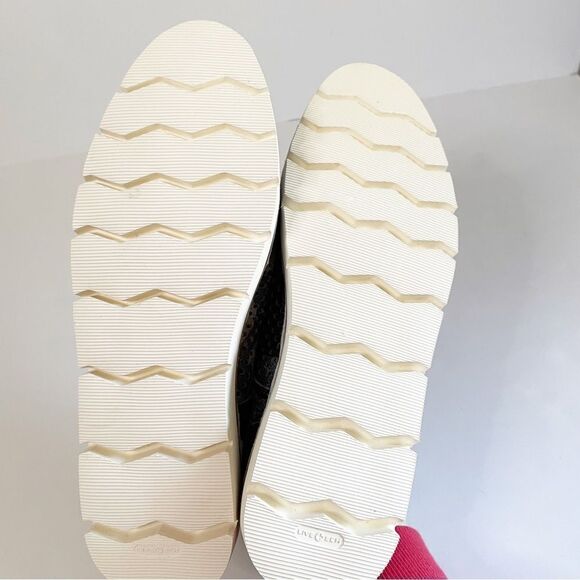 Trask Lena Camouflage Metallic Perforated Sneakers 7 new with box silver fun - Picture 6 of 10